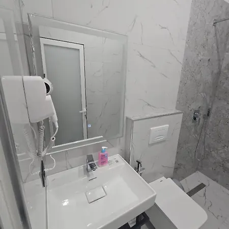 Konukevi Elite Avlonya